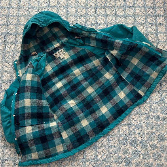 L.L. Bean vintage teal flannel lined multi pocket coat jacket medium - Picture 4 of 9